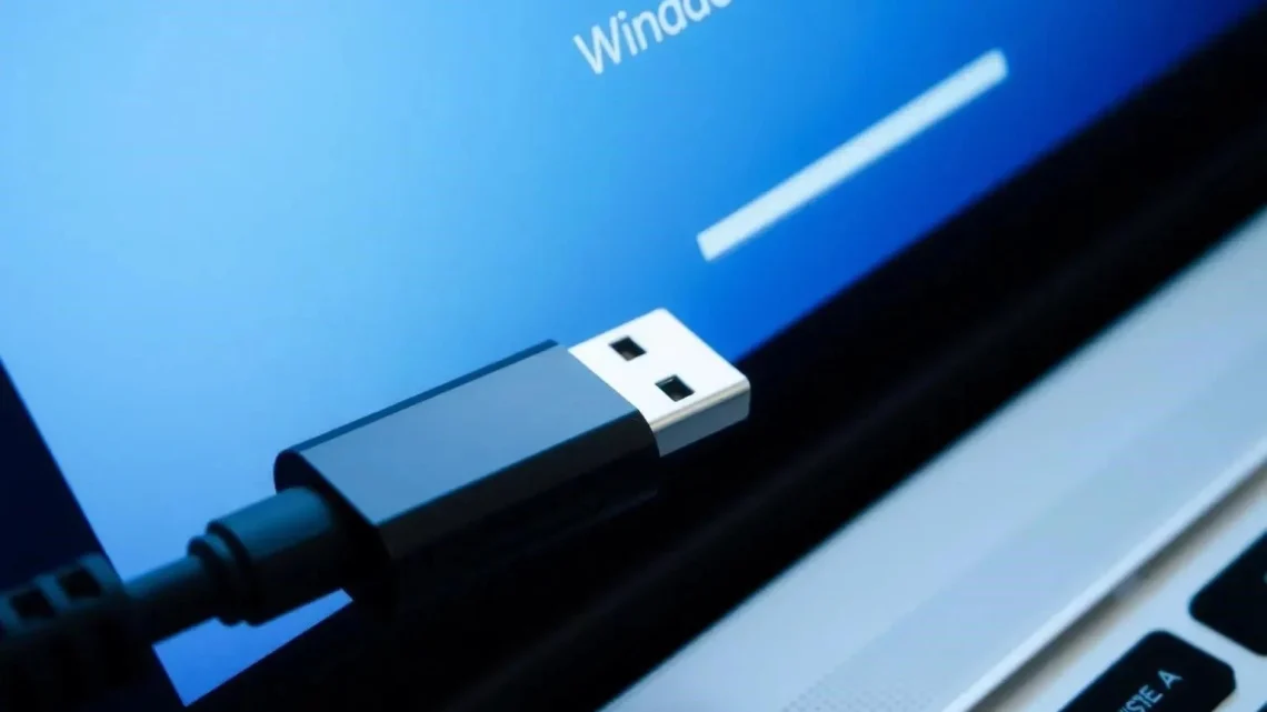 Installing Windows 10 with a USB Boot Drive