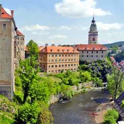 Discovering the Enchanting Medieval Town of Český Krumlov