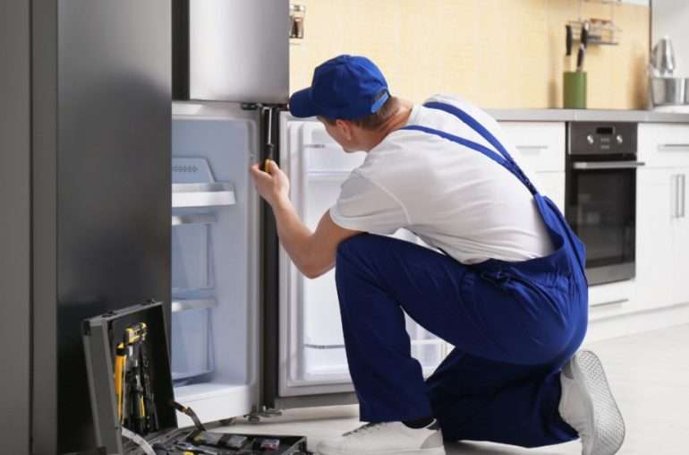 7 Common Refrigerator Problems and How Atlanta Experts Fix Them