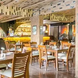 Top 10 Must-Visit Eateries in Pune: A Culinary Journey