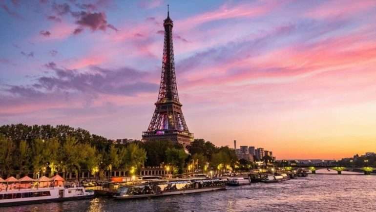 The Best Eiffel Tower Views and Where to Take the Perfect Photo