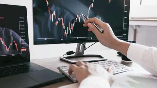 From Beginner to Pro: Mastering Finance with Affari