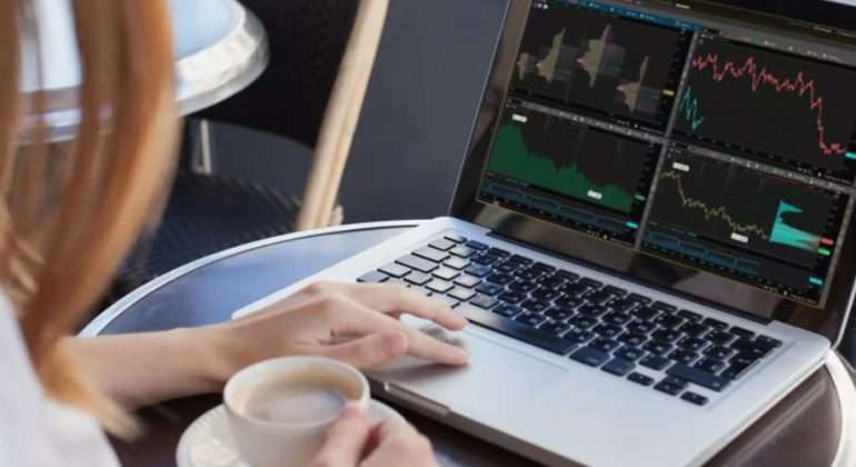 Unlocking Financial Success: Why VeridionisPro Is the Top Choice for Traders and Students