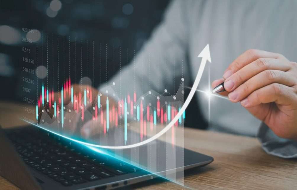 Comparing Traditional Investing to Kronverix’s AI-Driven Approach