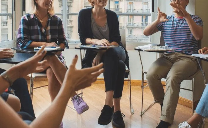 How to Choose the Right Language School in Ridgewood for Your Goals